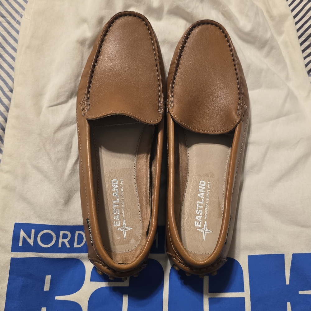 Eastland Women's Brown Leather Loafers - Picture 3 of 4